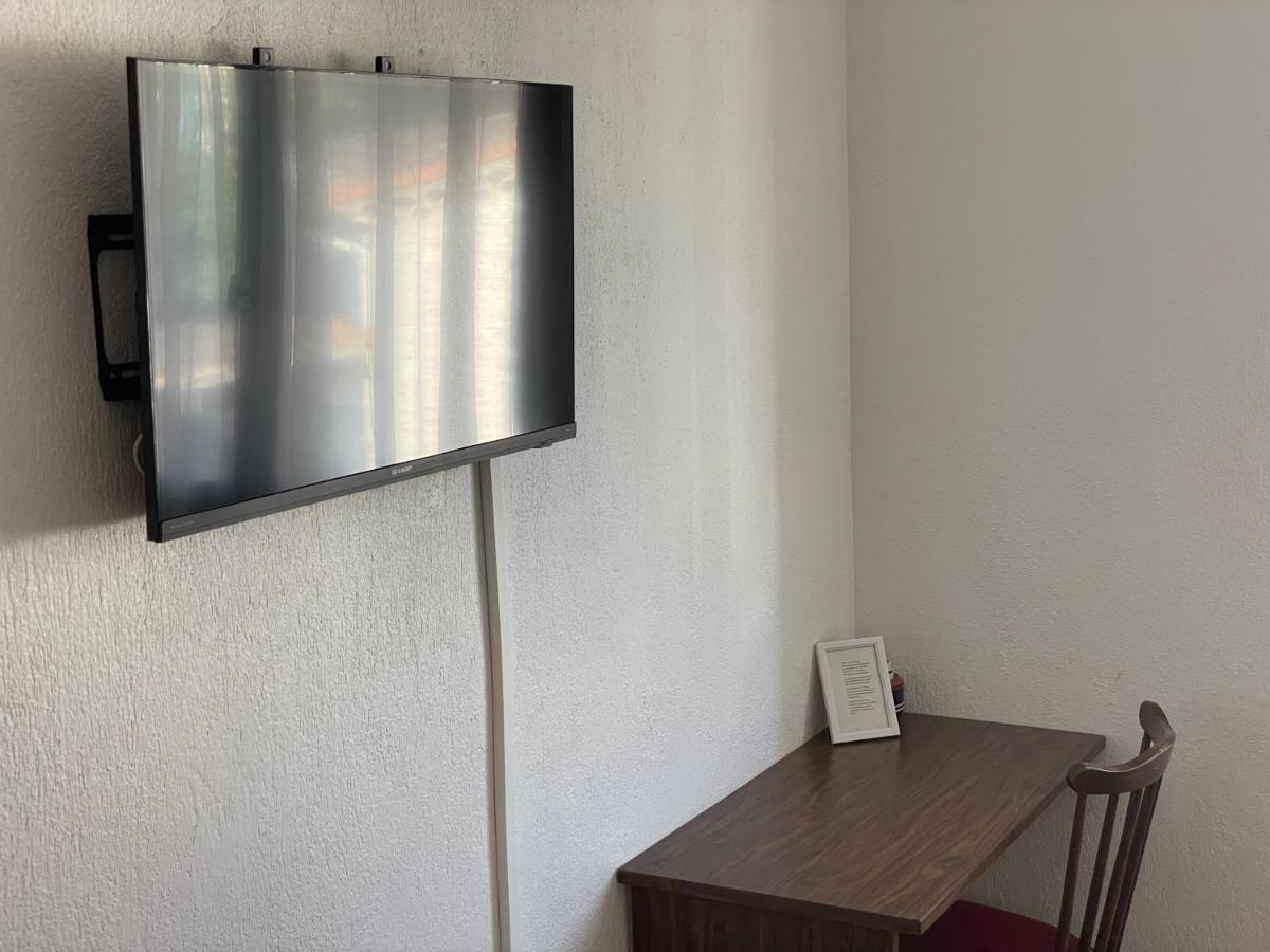 Motel Esterel Mandelieu La Napoule Bagian luar foto