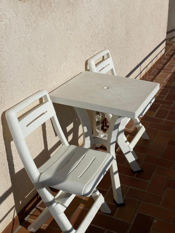 Motel Esterel Mandelieu La Napoule Bagian luar foto